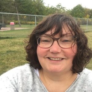 Meet your Posher, Lisa